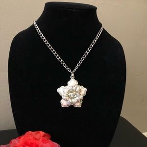 Pink flower long necklace  🌸